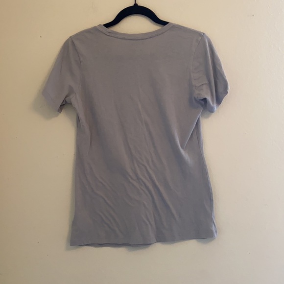 Woman’s Columbia tee shirt - Picture 4 of 4